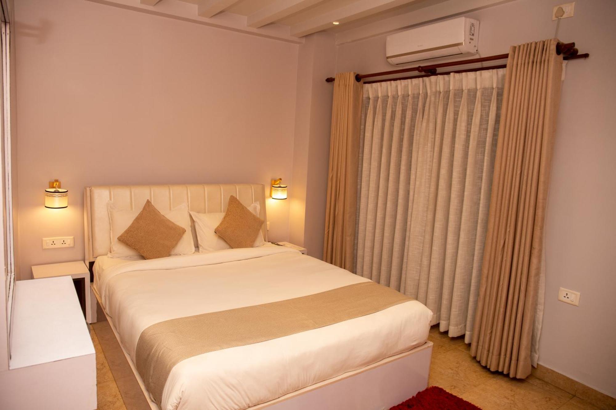 Chautari Boutique Hotel Pokhara Exterior photo