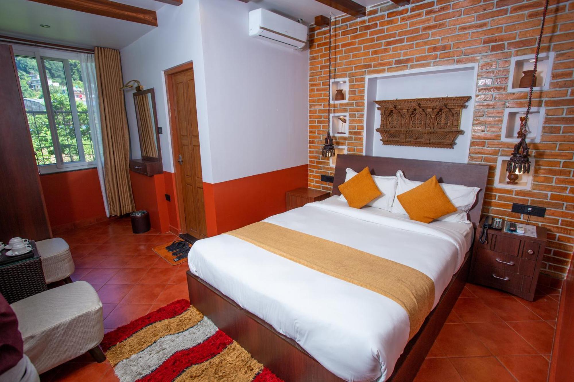 Chautari Boutique Hotel Pokhara Exterior photo